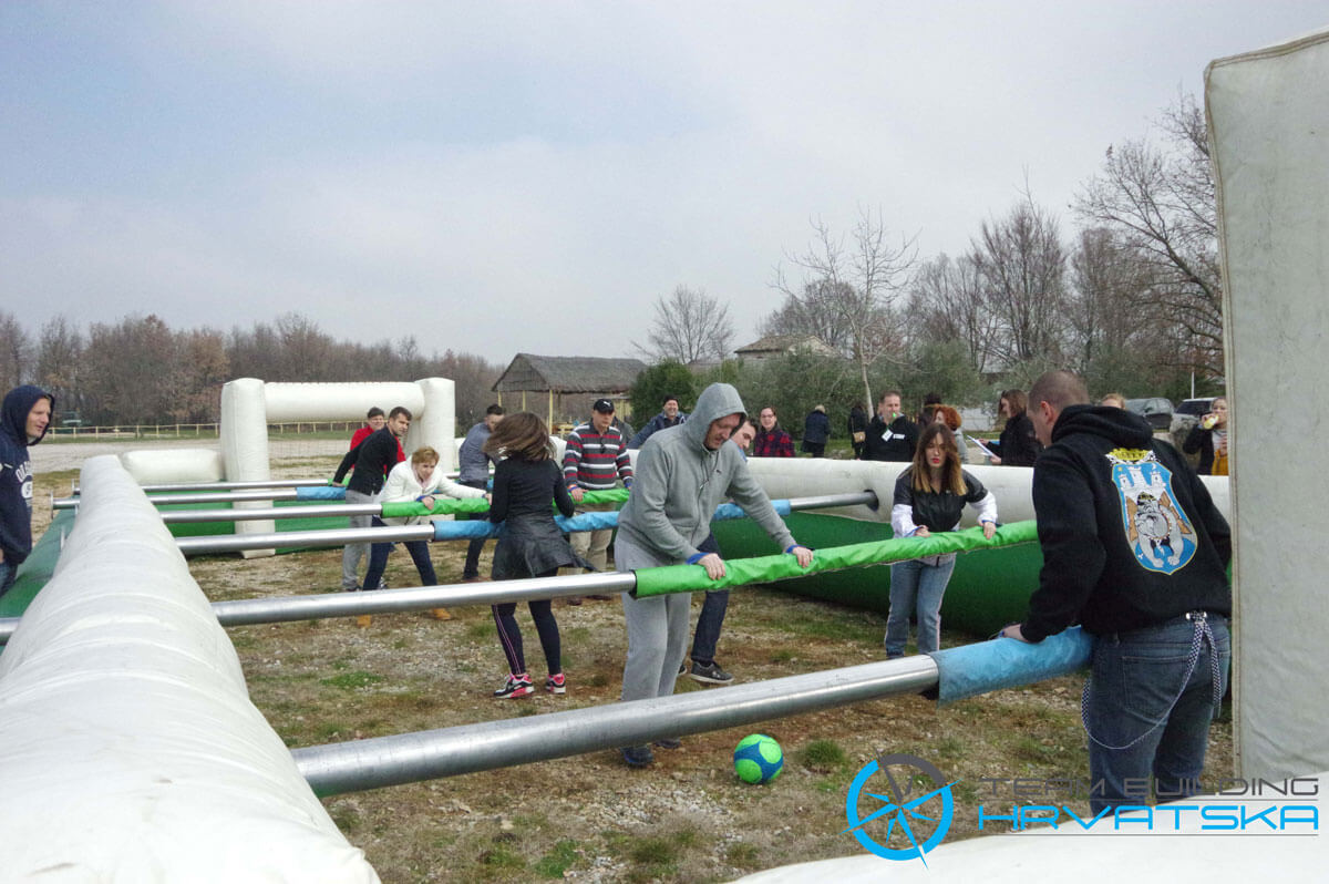 Team Building u Poreču - Ljudski stolni nogomet